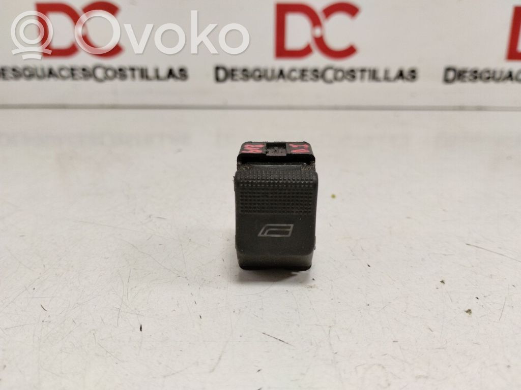 Audi A4 S4 B5 8D Electric window control switch 