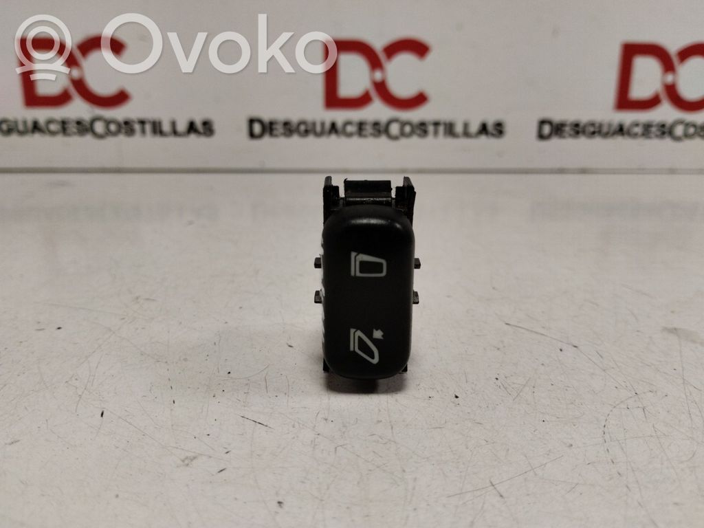 Mercedes-Benz E W211 Wing mirror switch 