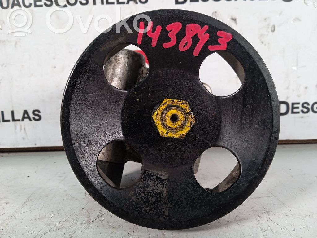Hyundai Accent Power steering pump 