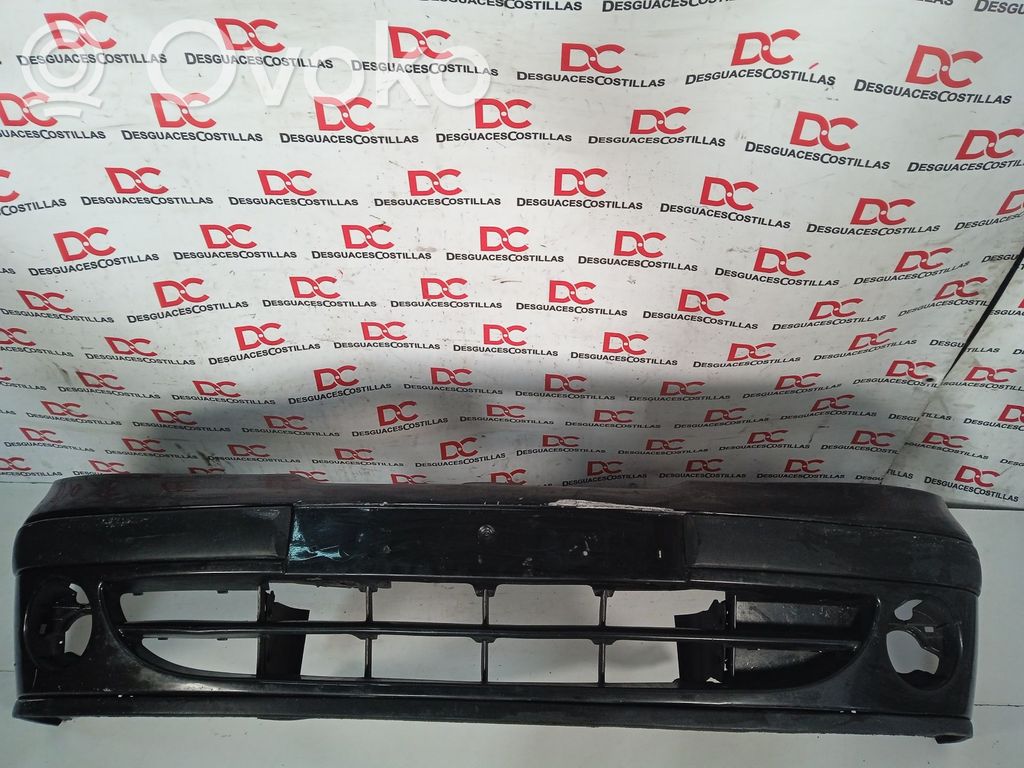 Renault Megane II Parachoques delantero 