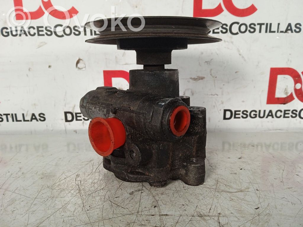Seat Alhambra (Mk1) Power steering pump 