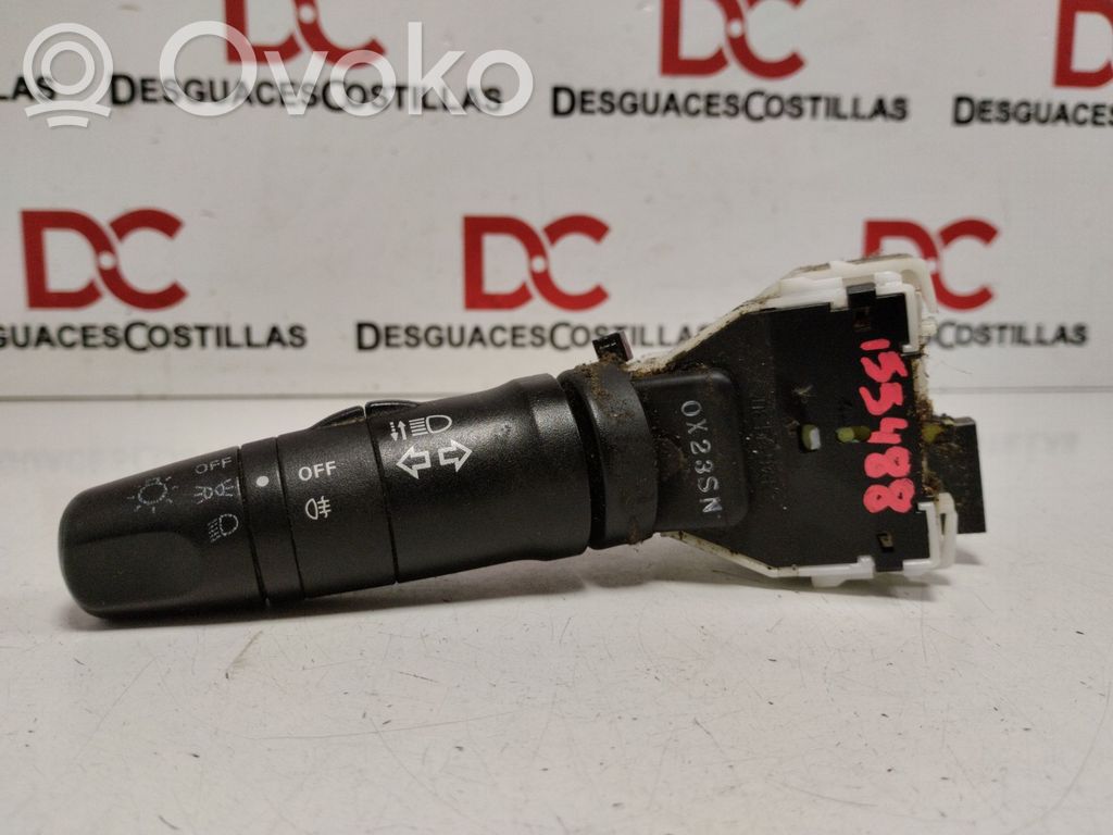 Renault Maxity Interrupteur d'éclairage de la cabine dans le panneau 