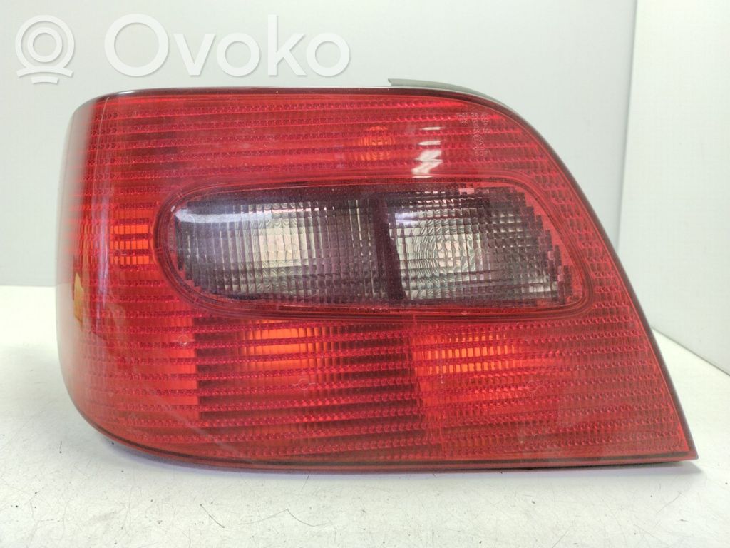 Citroen Xsara Aizmugurējais lukturis virsbūvē 