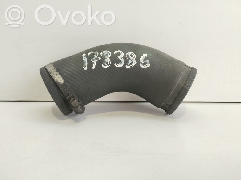 Volvo 940 Coolant pipe/hose 