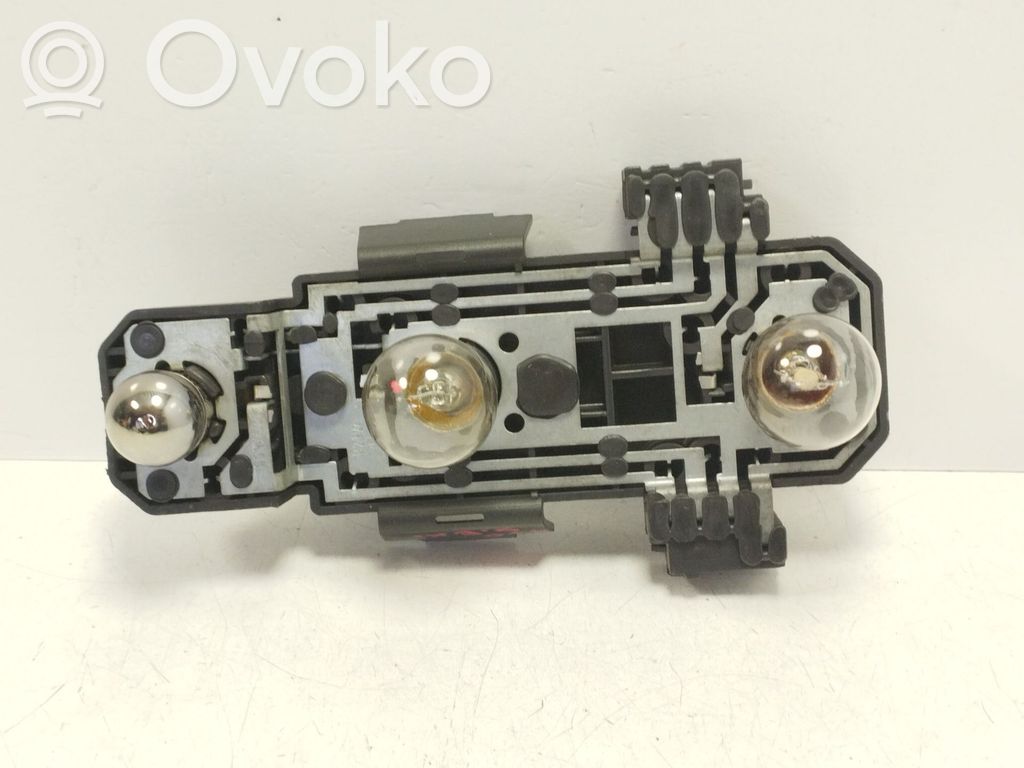 Volvo 940 Galinio žibinto dangtelis (lizdas) 