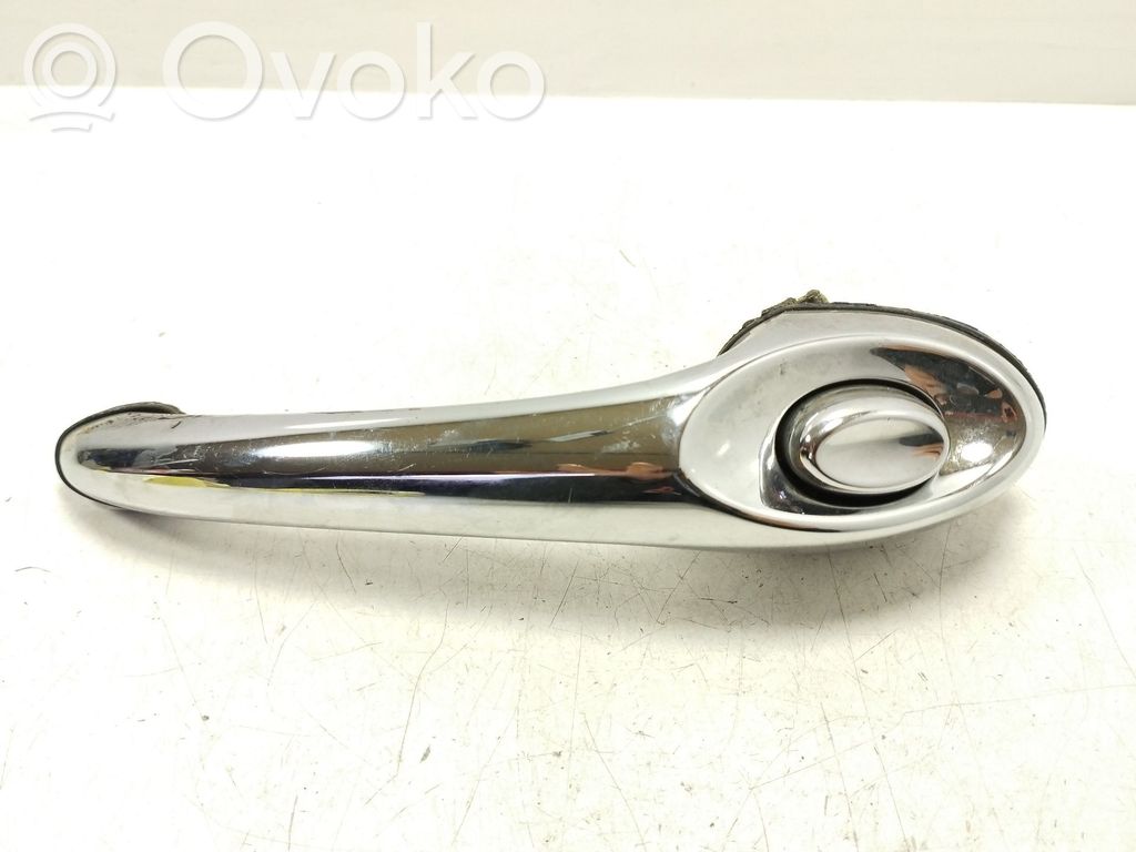 Manecilla externa puerta trasera   04724914AE