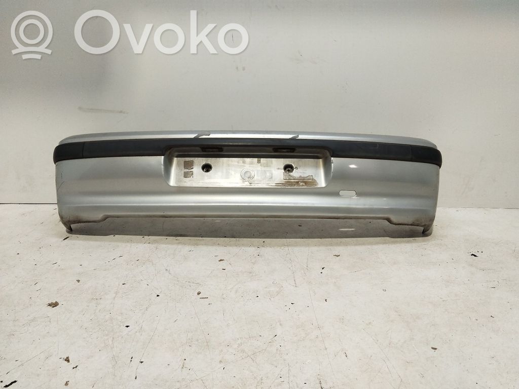 Peugeot 106 Parachoques 
