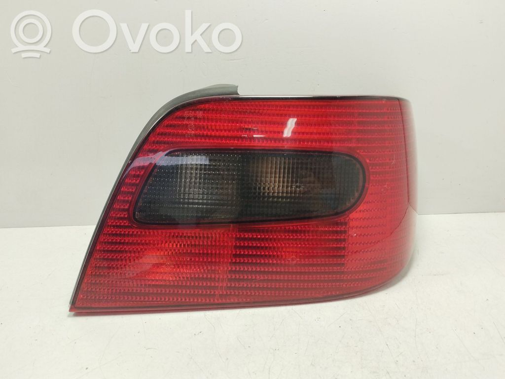 Citroen Xsara Aizmugurējais lukturis virsbūvē 
