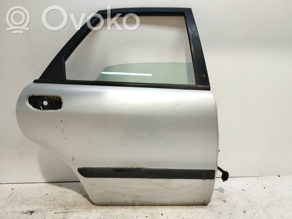 Volvo S40, V40 Galinės durys 