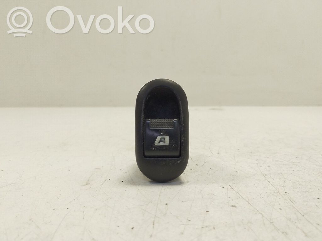 Electric window control switch   6554L7