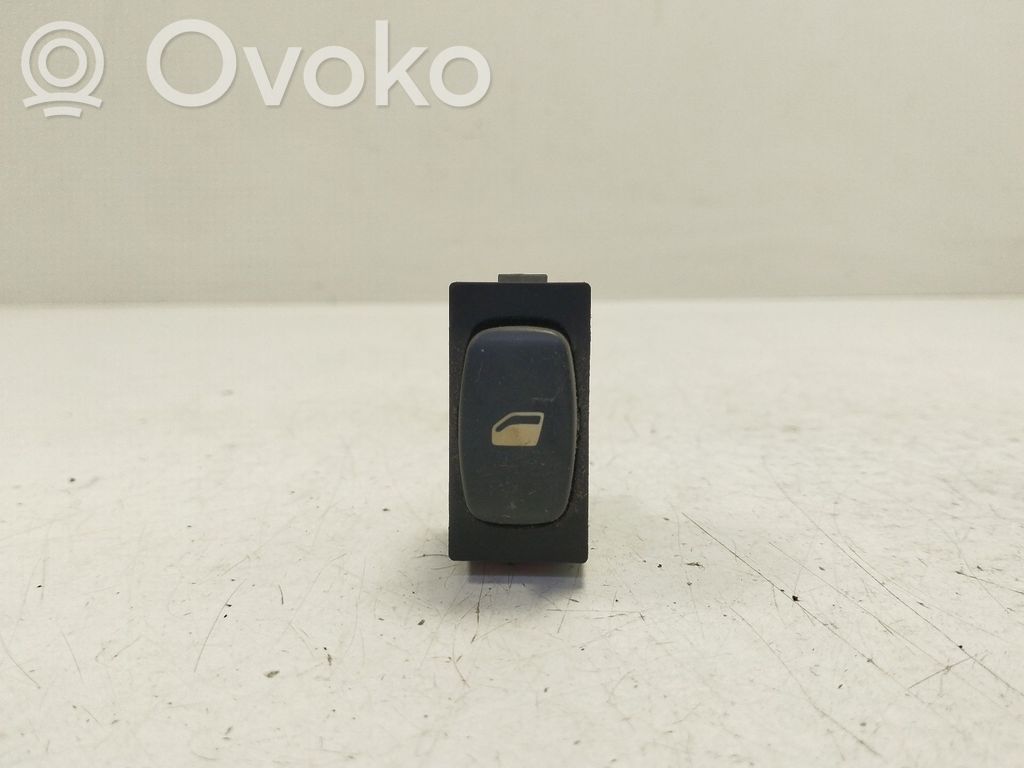 Peugeot 407 Electric window control switch 