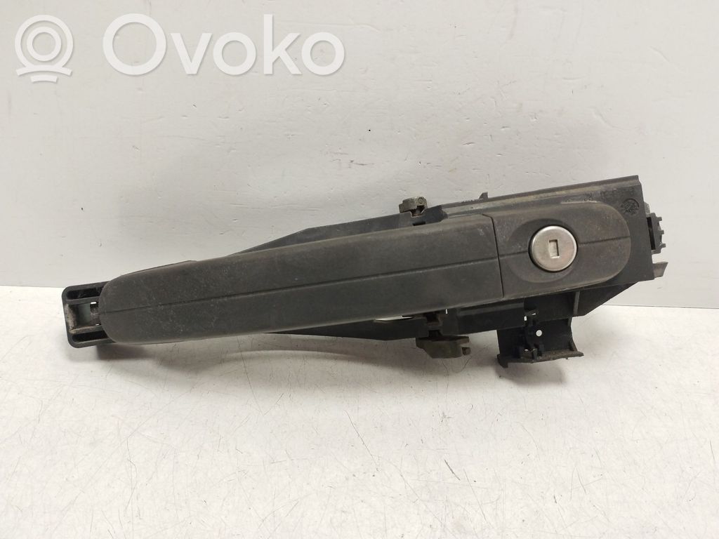 Ford Focus Manecilla externa puerta delantera 