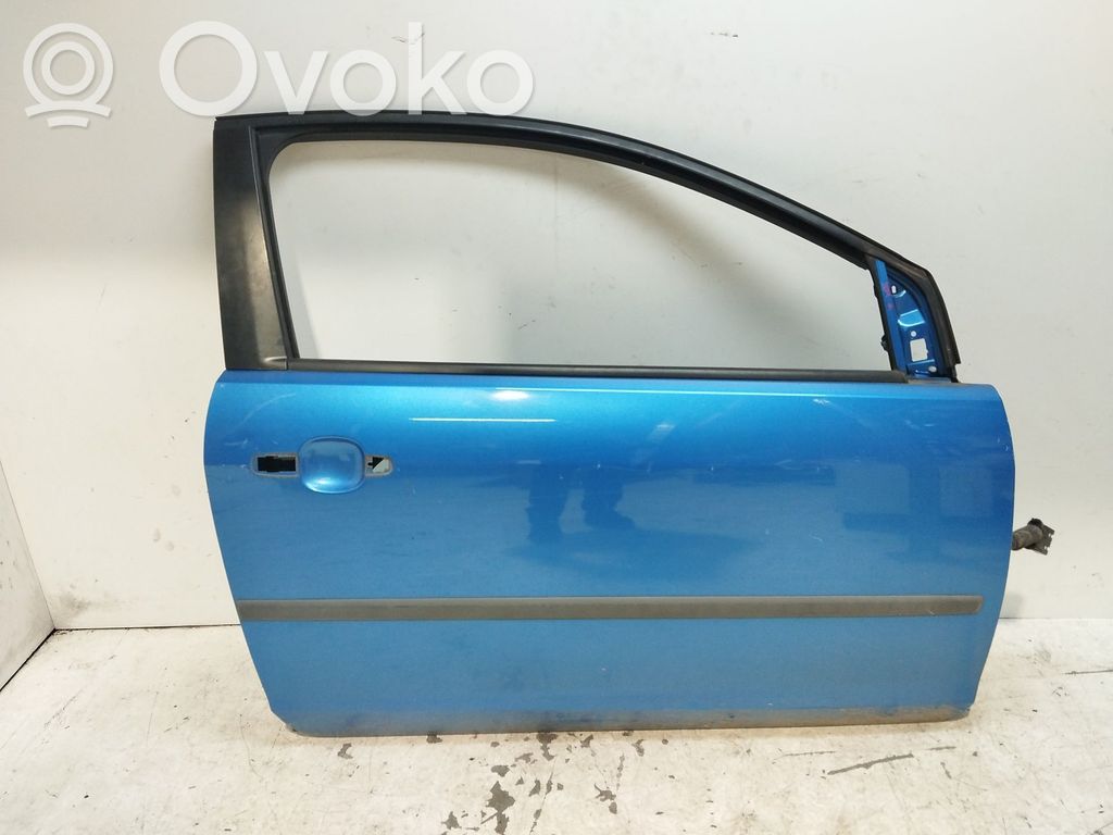 Ford Focus Дверь 