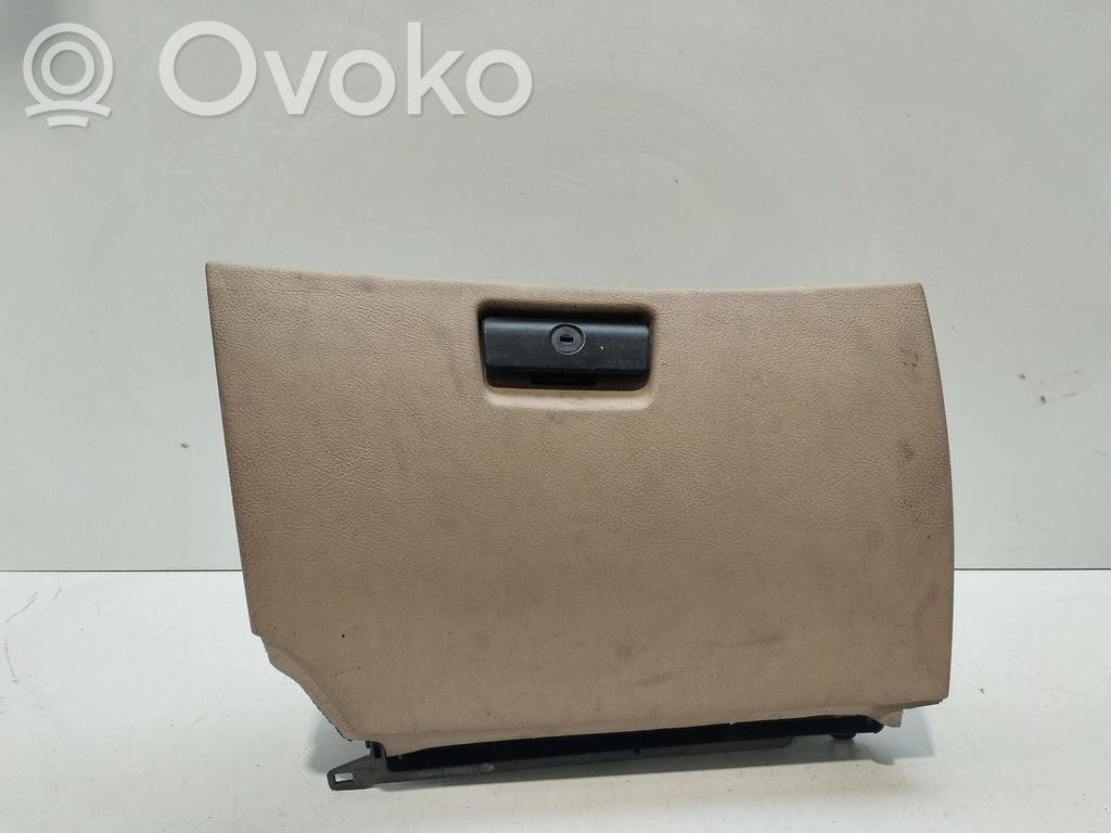 BMW X5 E70 Glove box 