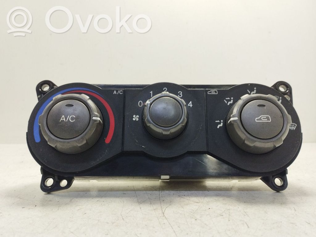 Hyundai Matrix Air conditioner control unit module 