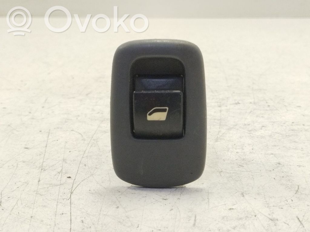 Electric window control switch   6554HK
