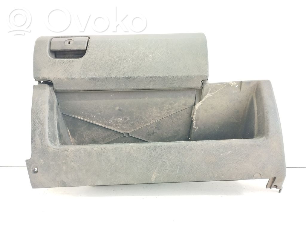 Glove box   51168146461