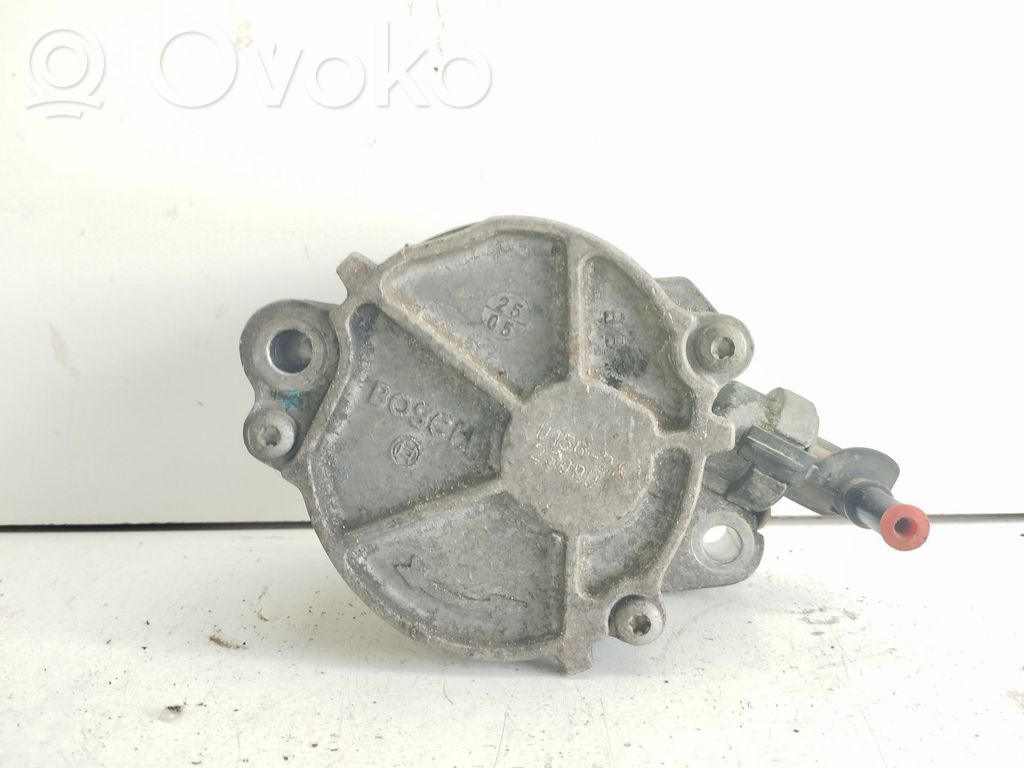 Volvo S40 Bomba de vacío 