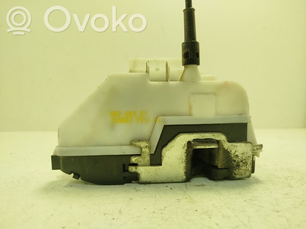Citroen C3 Priekšpusē slēdzene 