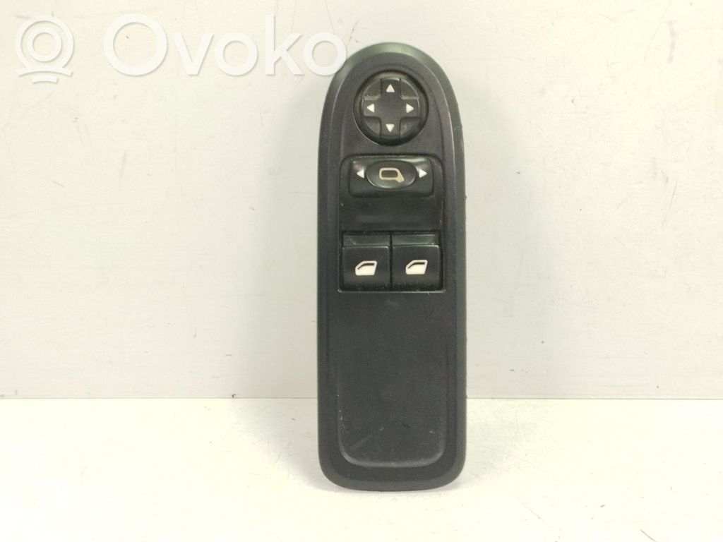Citroen C3 Electric window control switch 
