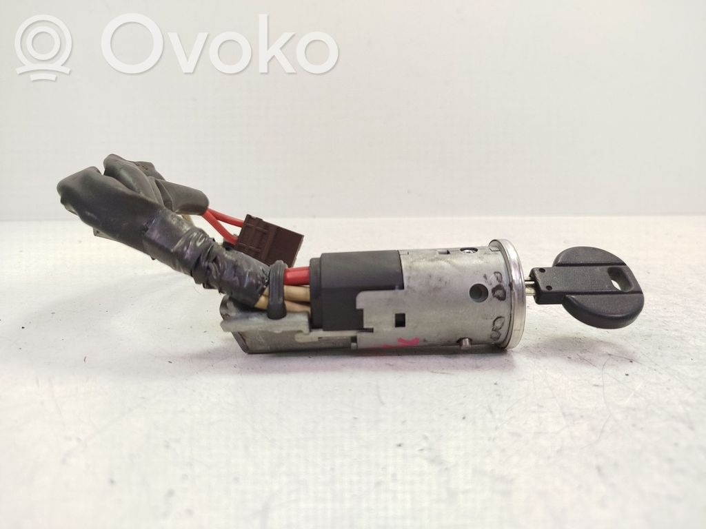Užvedimo spynelė   4162W2