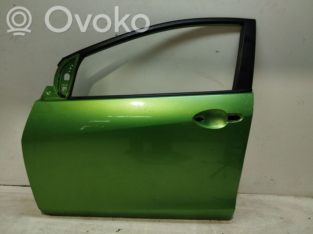 Mazda 2 Priekinės durys 
