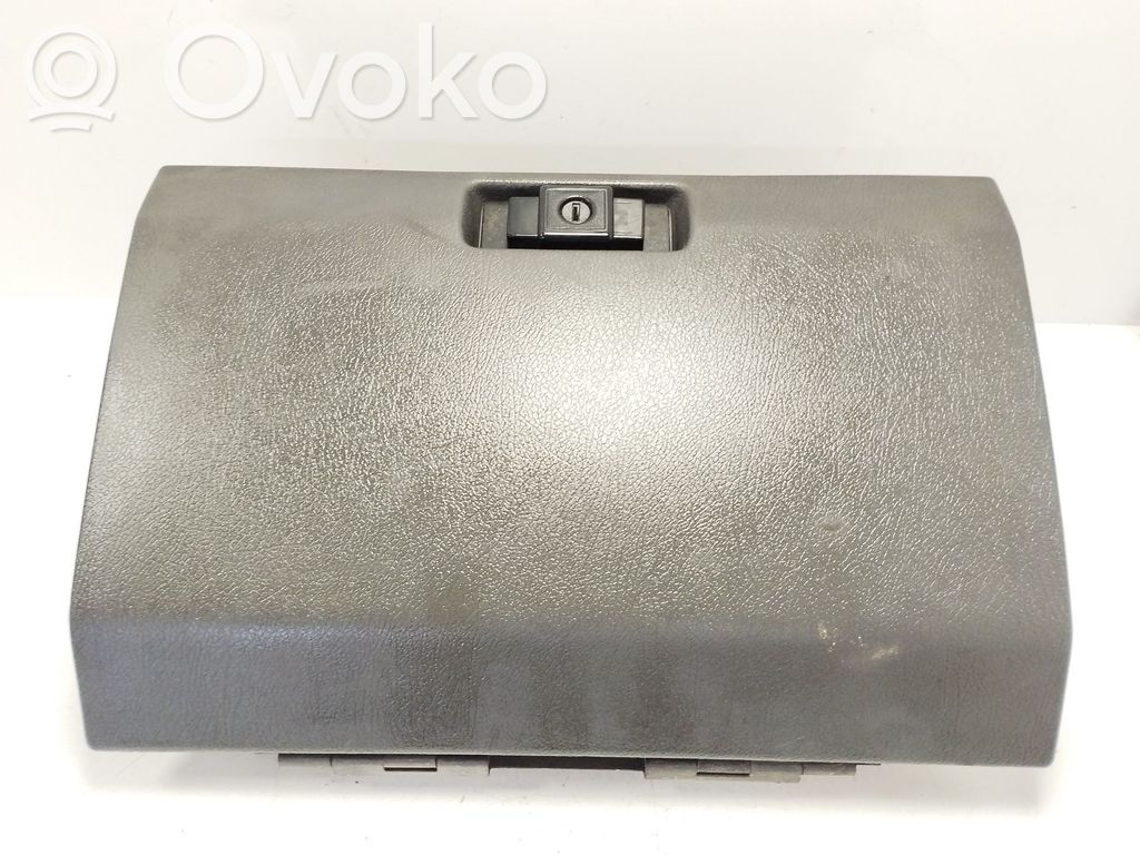Guantera   MB652136