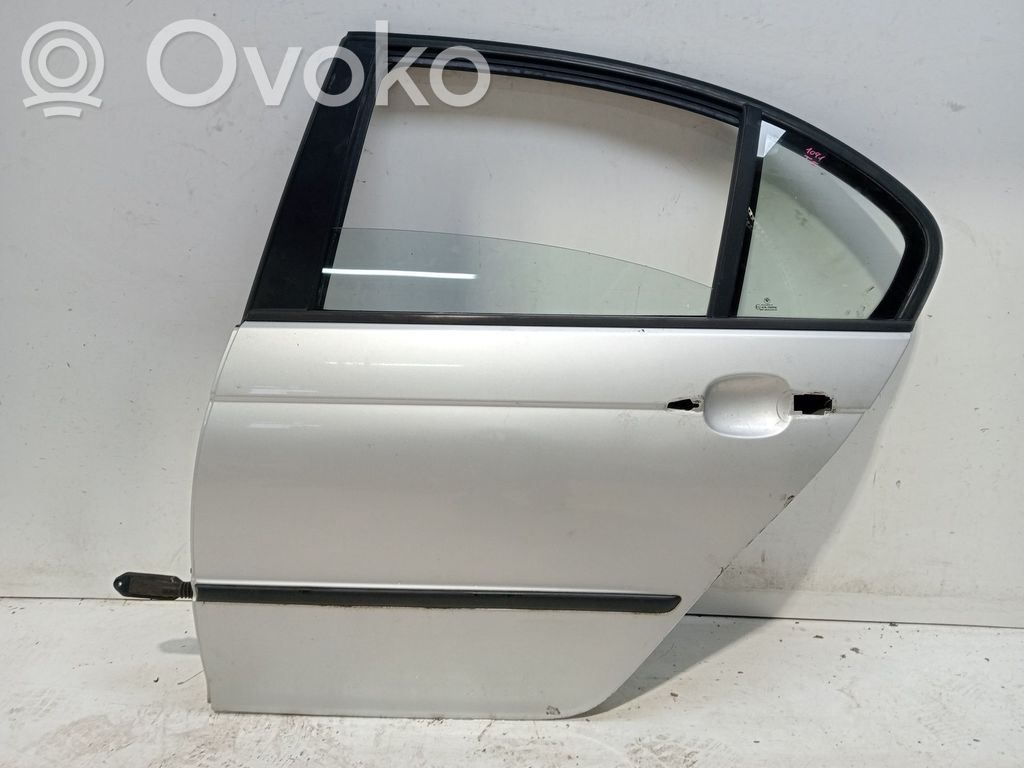 BMW 3 E46 Galinės durys 
