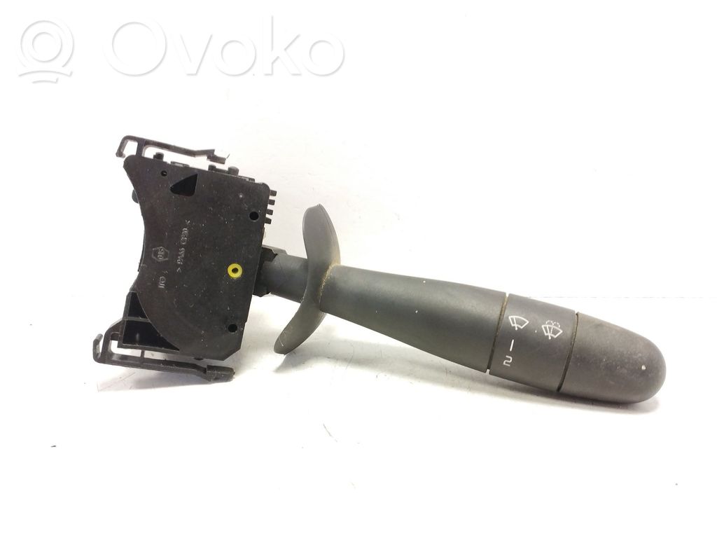 Opel Vivaro Wiper control stalk 