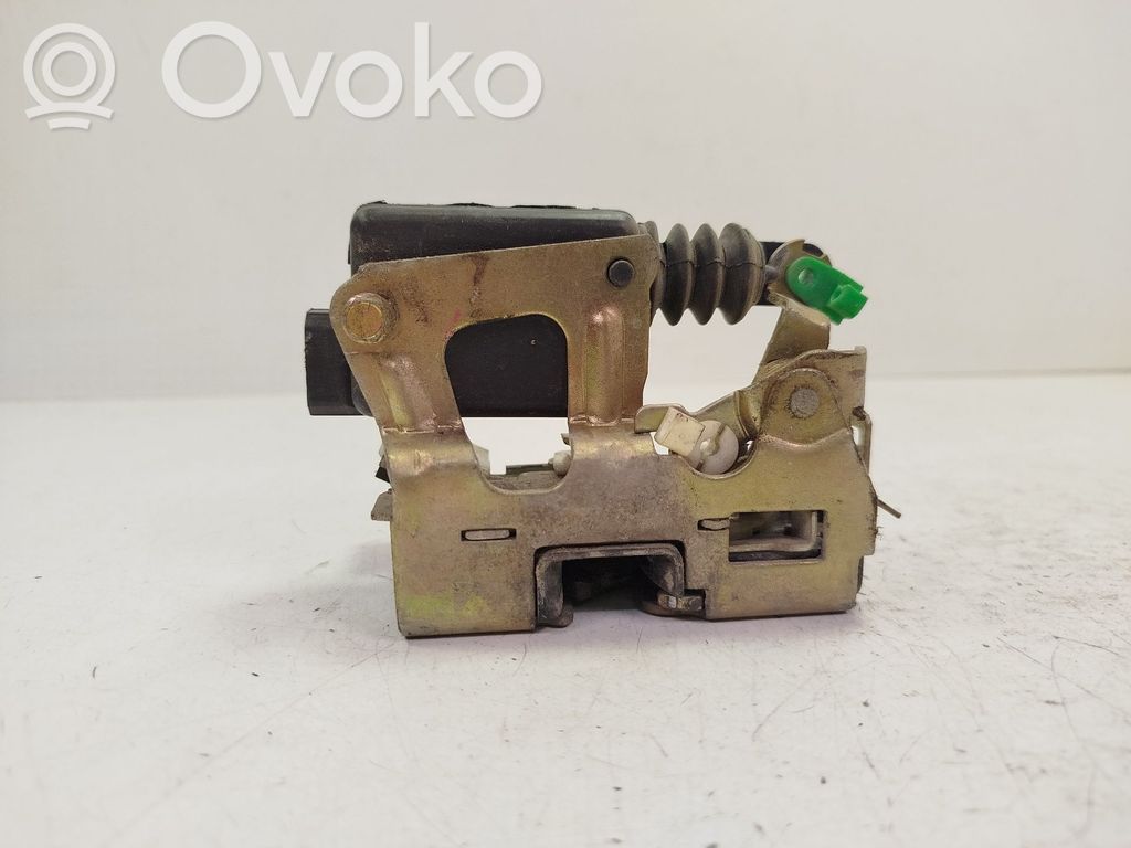 Renault 19 Front door lock 