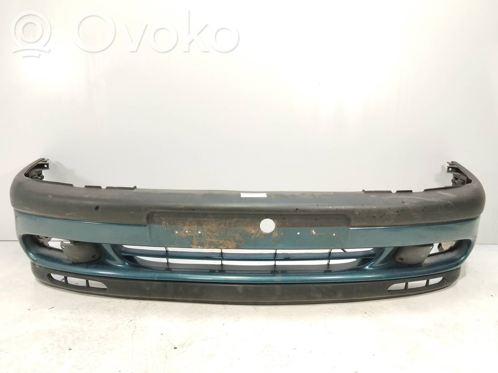 Renault Laguna I Parachoques delantero 