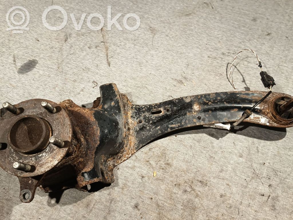 Volvo V50 Zwrotnica koła tylnego 