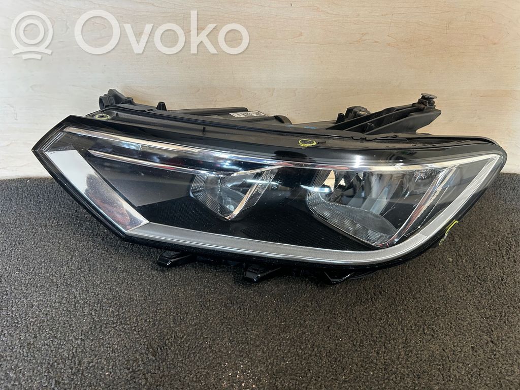 Volkswagen PASSAT B8 Faro/fanale 
