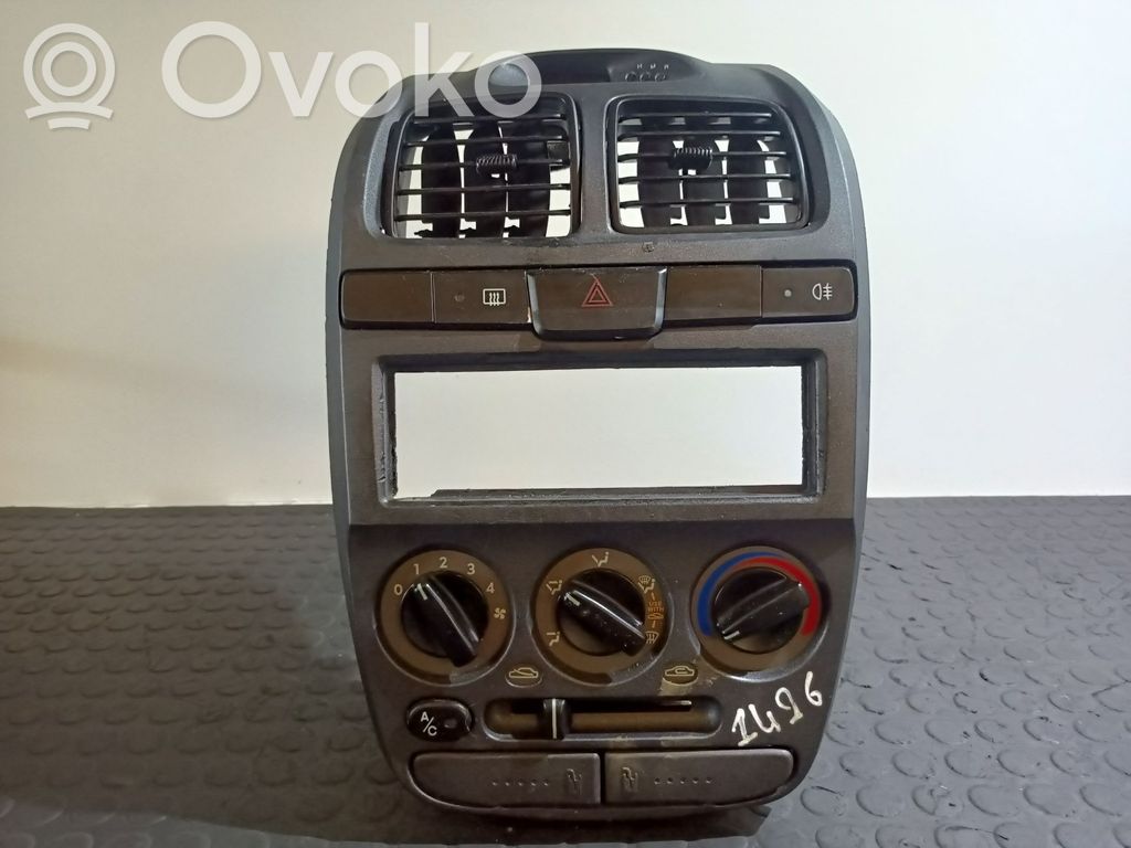Climate control unit   84741