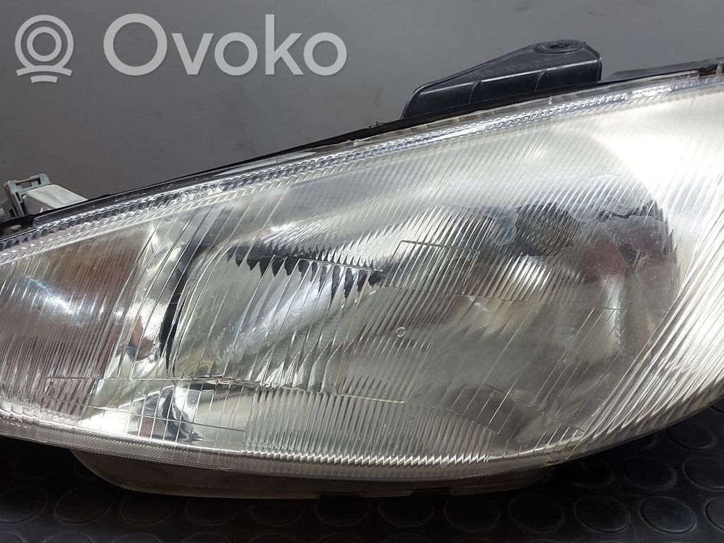 Peugeot 206 Headlight/headlamp 