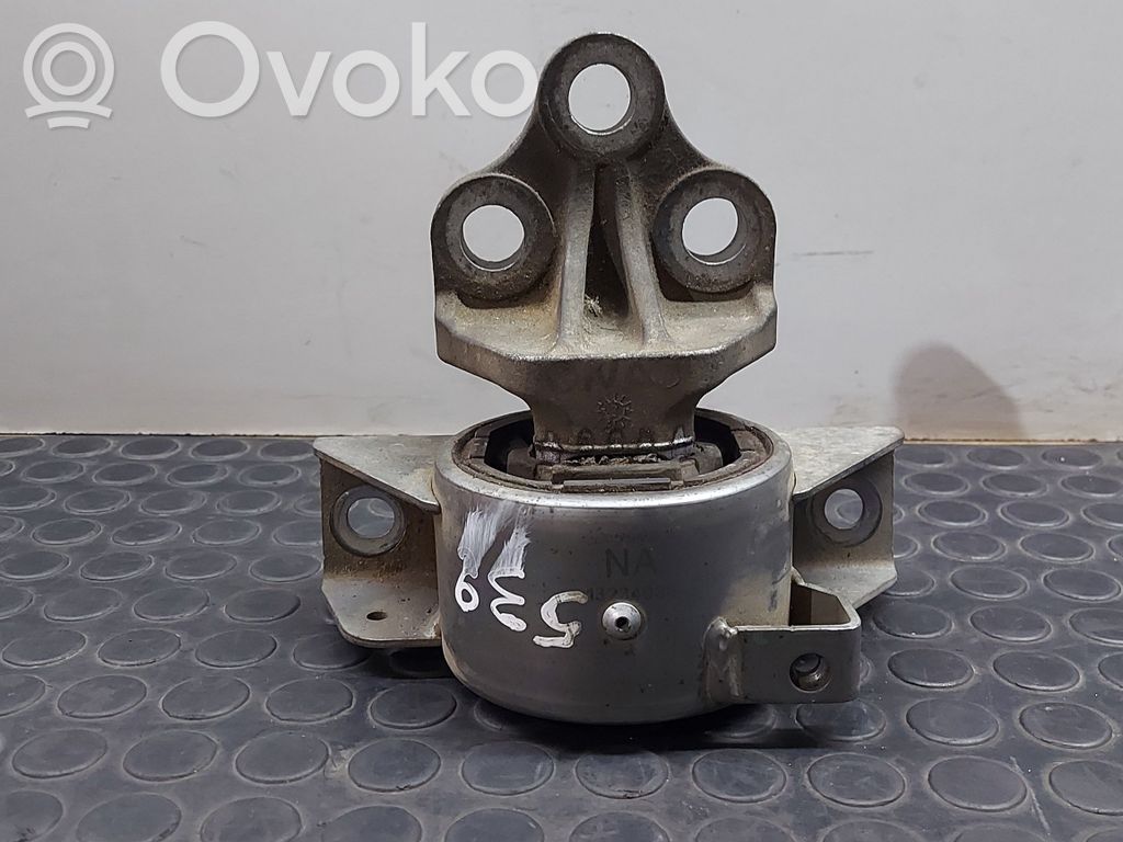 Engine mount bracket   13234038