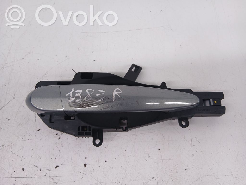 Front door exterior handle   E9X7X