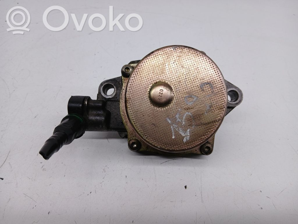 Peugeot 206 Bomba de vacío 