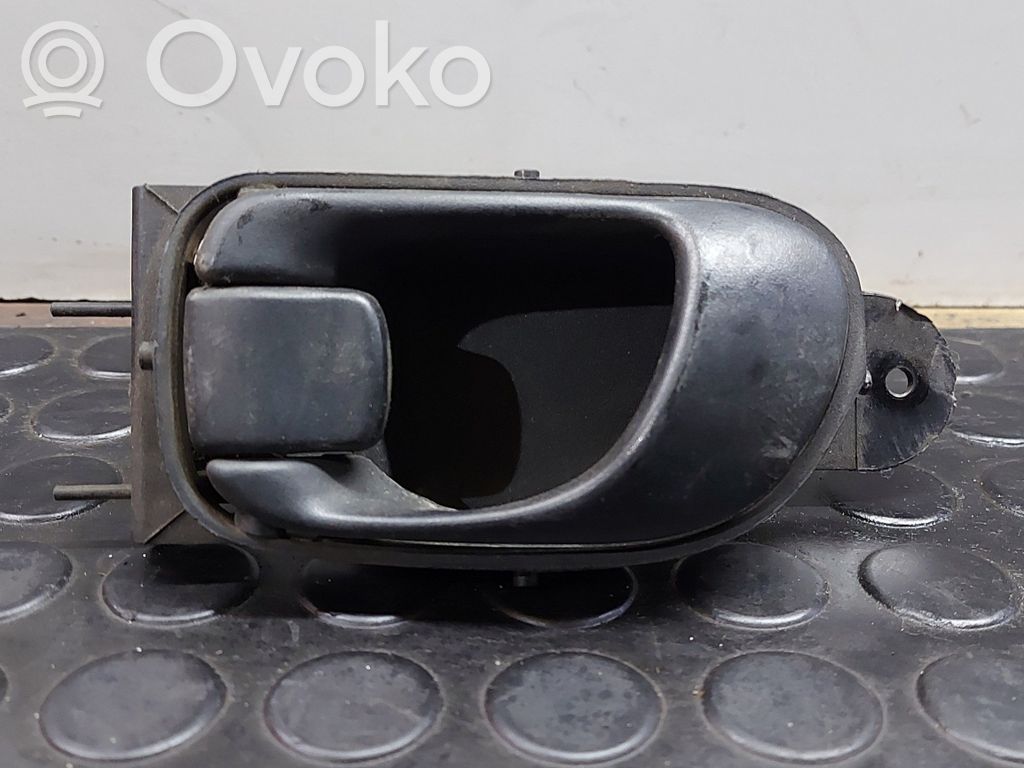 Chevrolet Nubira Rear door interior handle 