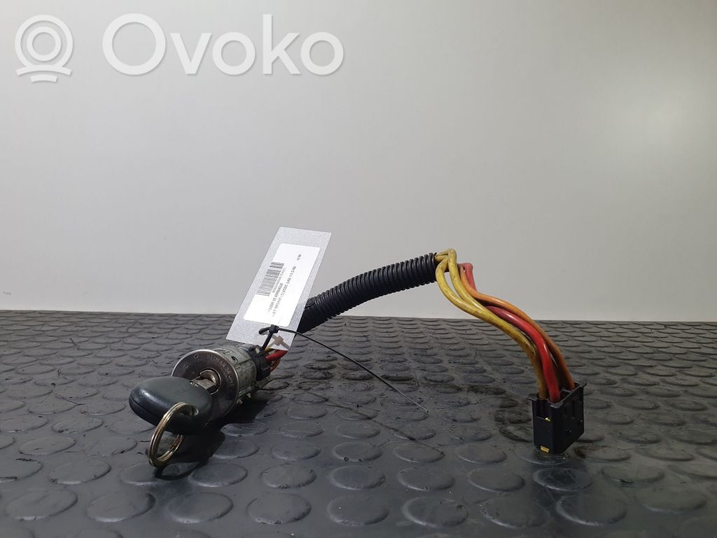 Renault Megane I Ignition lock 