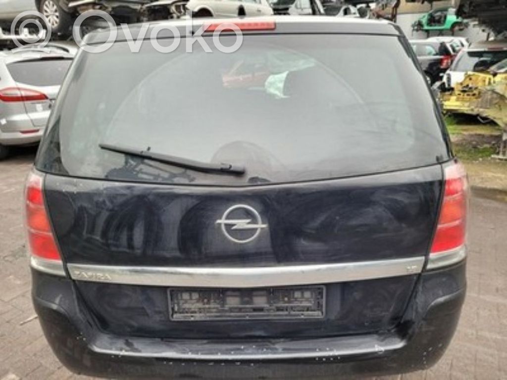 Opel Zafira B Tylna klapa bagażnika 