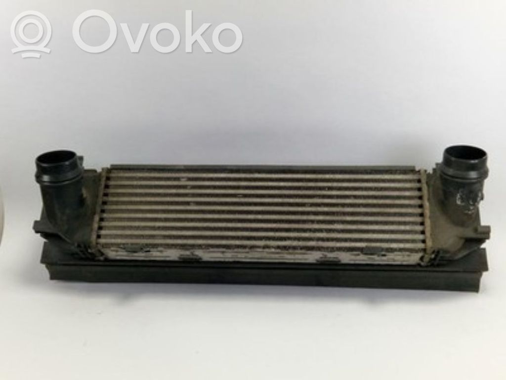 BMW 5 E39 Chłodnica powietrza doładowującego / Intercooler 