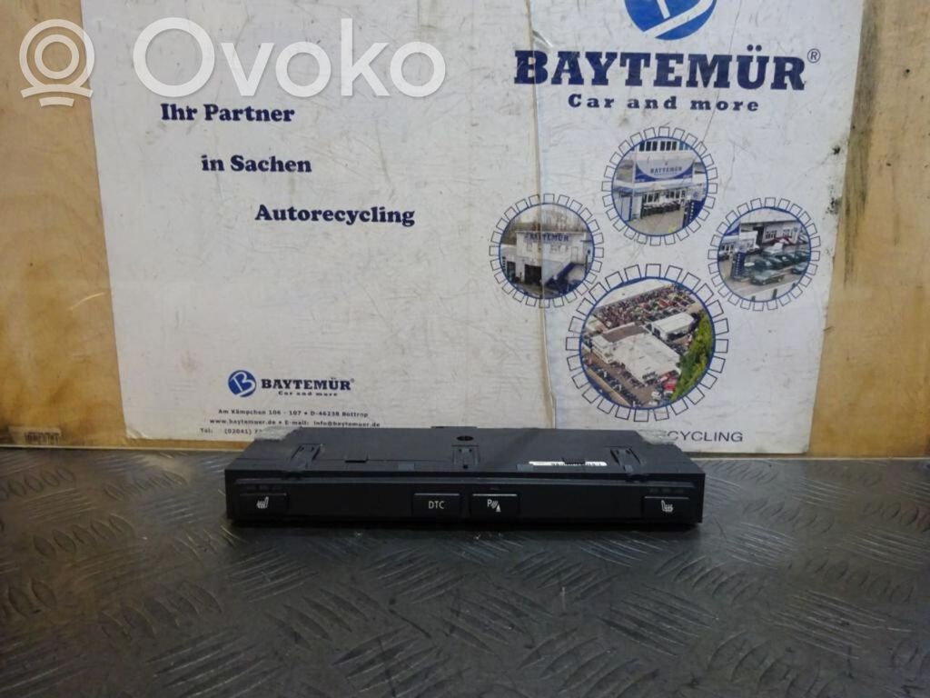 Seat heating switch   6952480