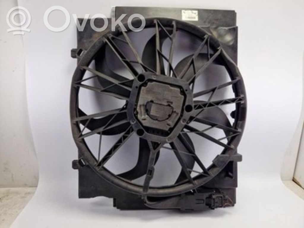 Elektrisks radiatoru ventilators   7789824