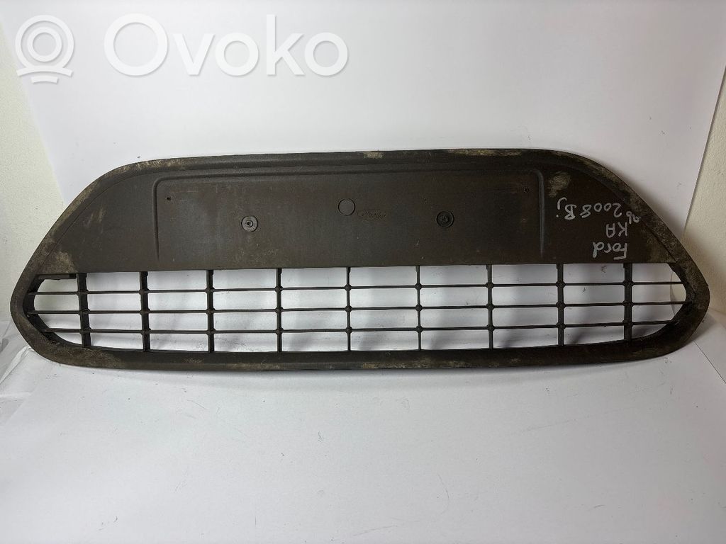 Front grill   8M5117B968A