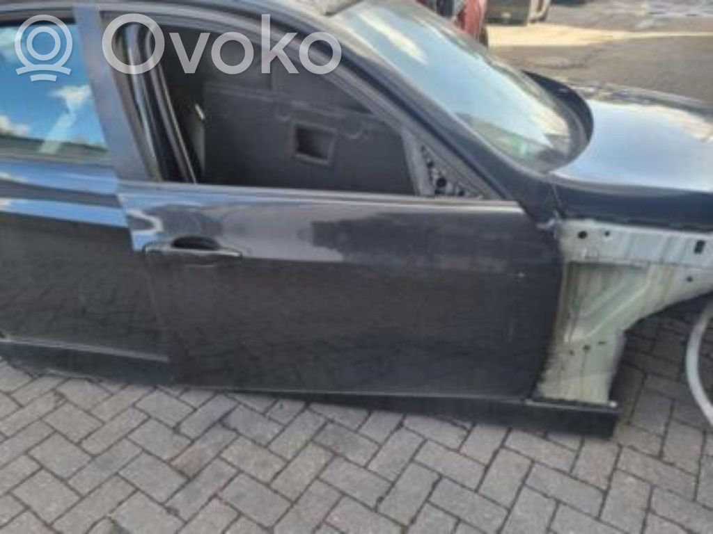Priekinės durys   41515A2A386