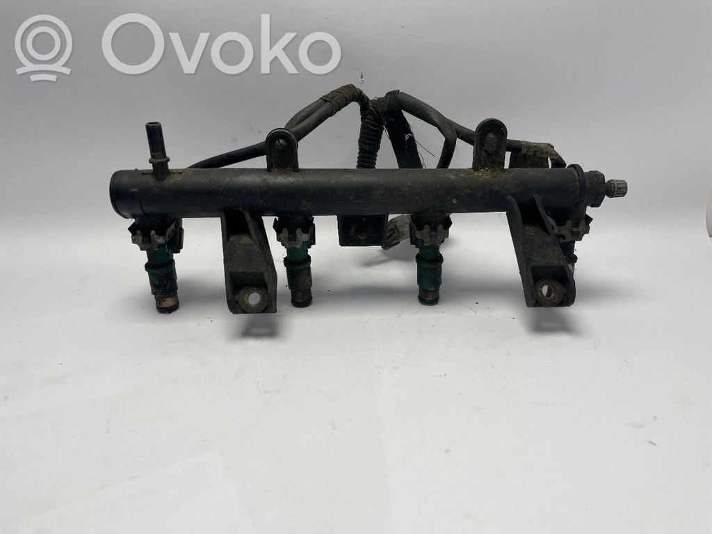 Fuel main line pipe