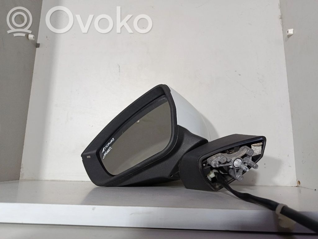 Front door electric wing mirror   0411353