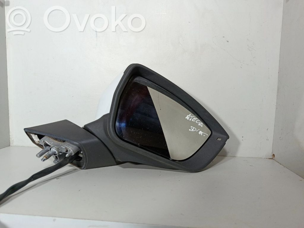 Seat Ateca Front door electric wing mirror 