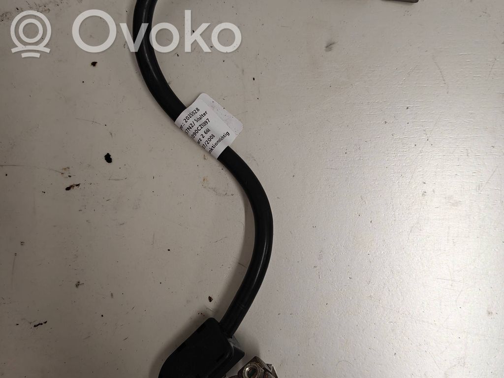 BMW 5 E60 E61 Mīnusa vads (akumulatora) 
